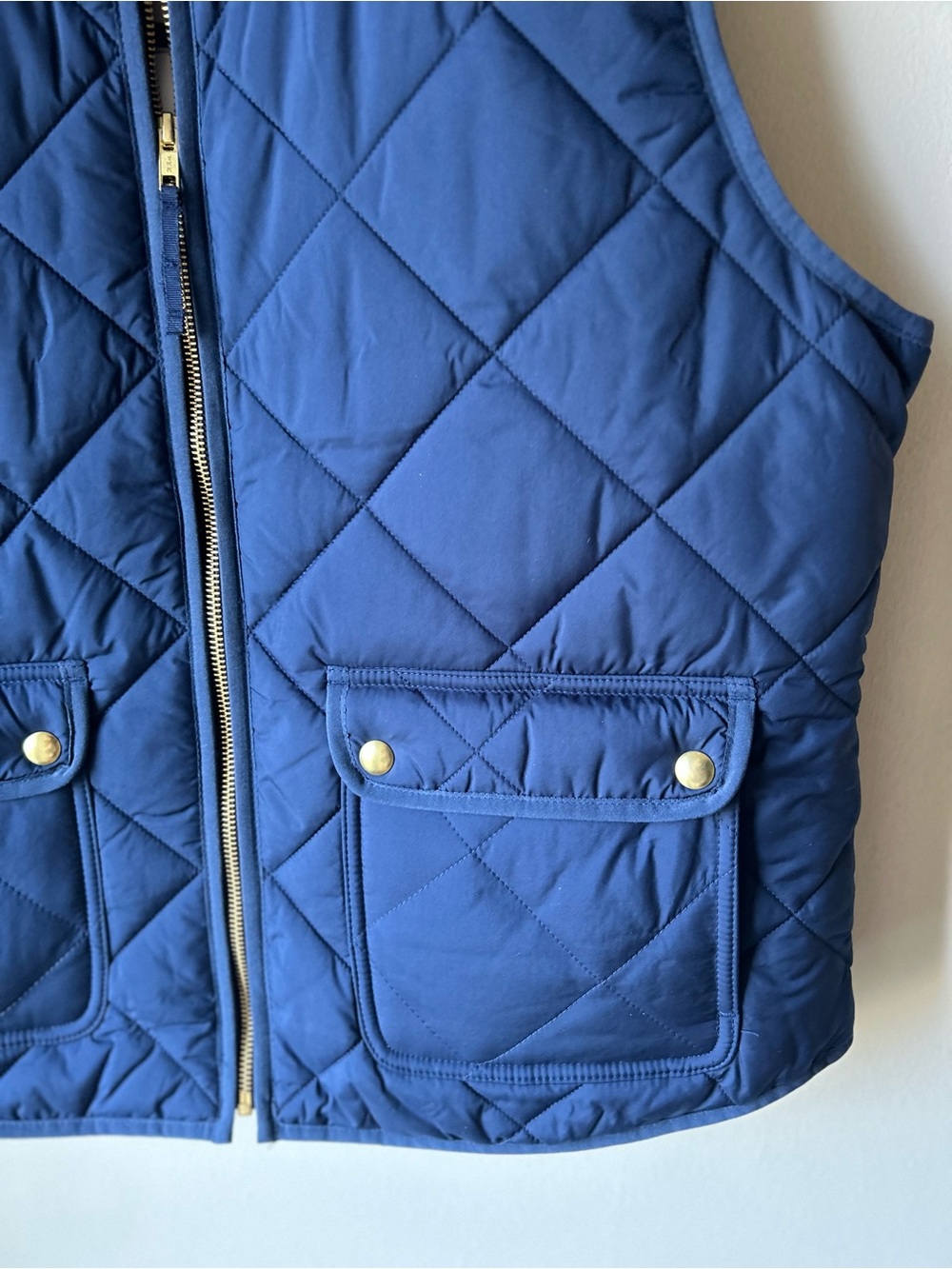 J. CREW Factory Excursion Quilted Vest XL Navy Gingham Lined Snap Pocket NWT - Picture 3 of 8